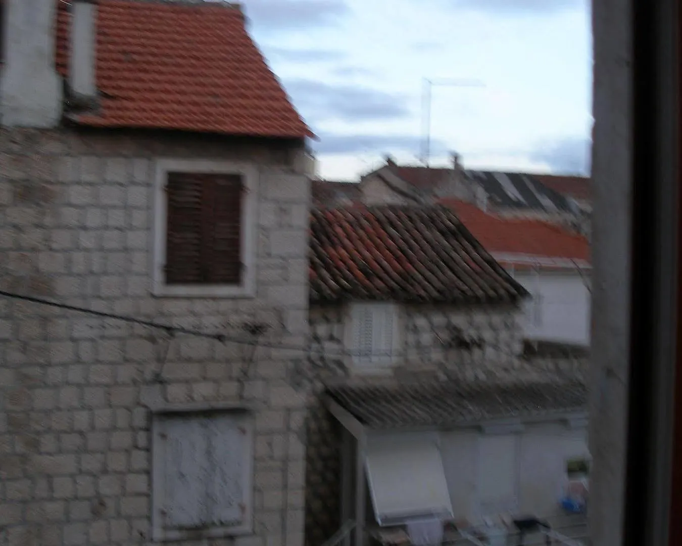 Carol Rooms Trogir Guest house