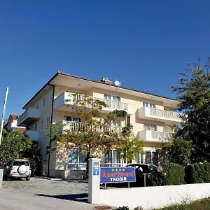 Apartmani Trogir Apartman