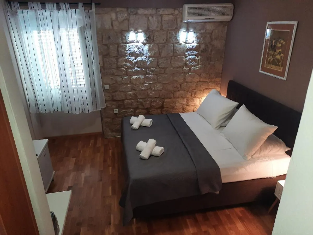 Carol Rooms Trogir 3*,  Croatia