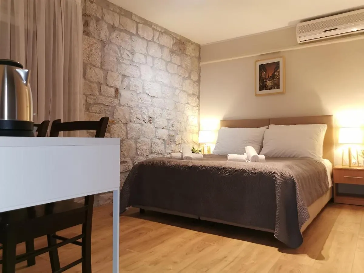 Carol Rooms Trogir
