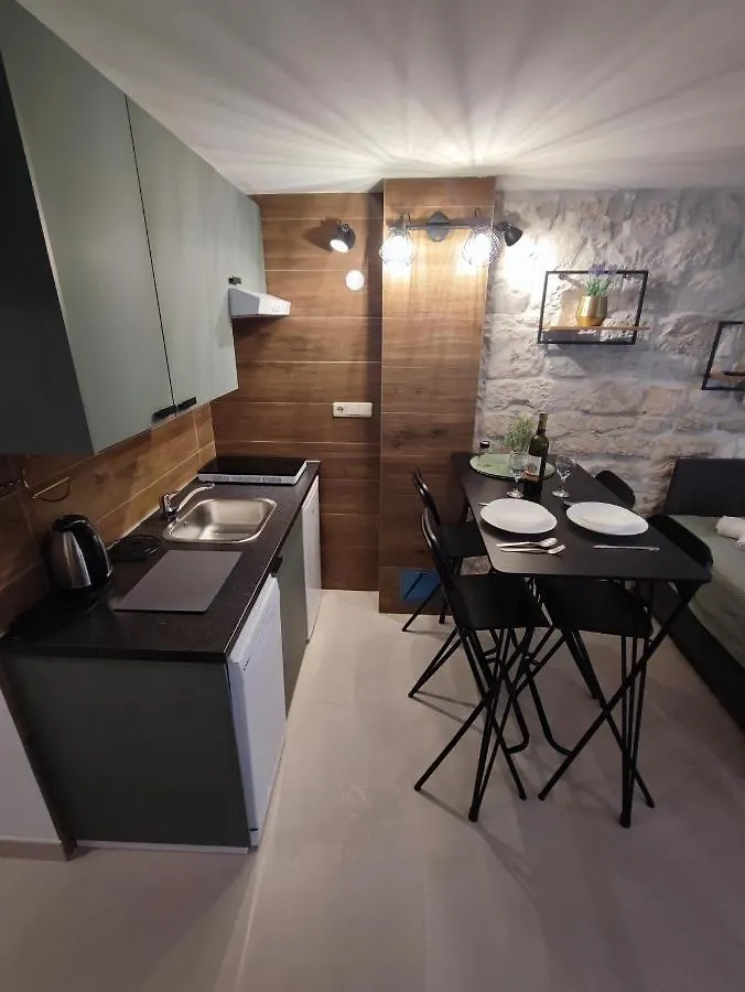 Guest house Carol Rooms Trogir