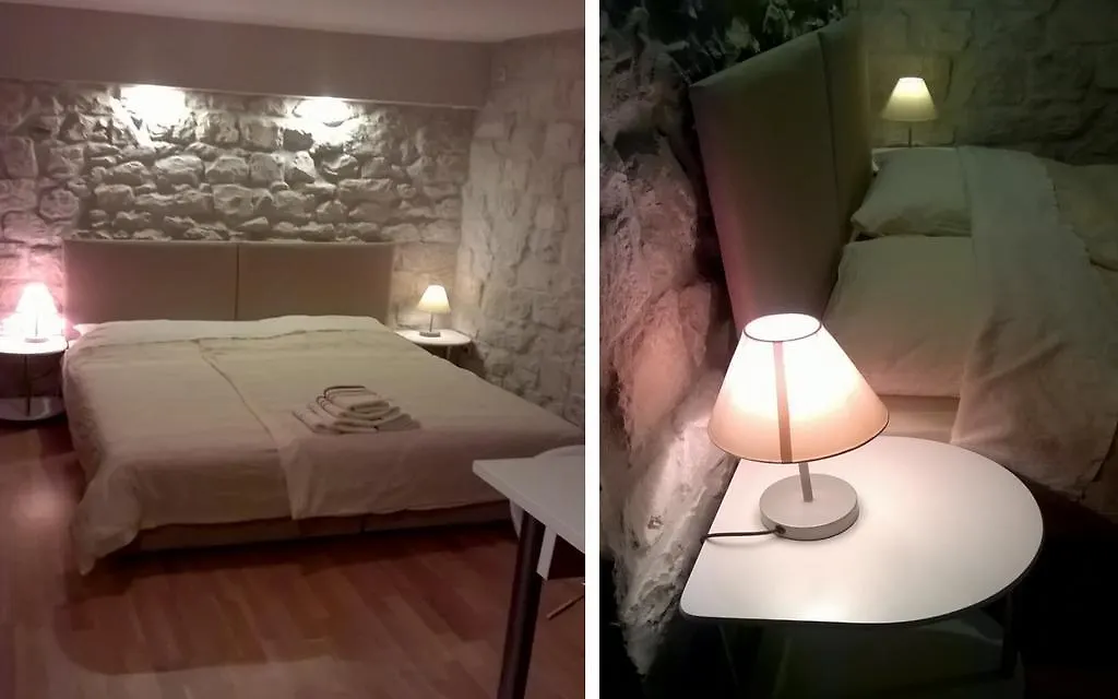 Carol Rooms Trogir Croatia