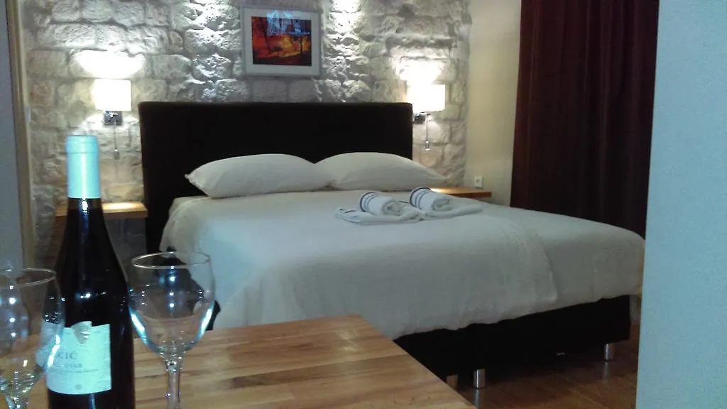 Guest house Carol Rooms Trogir
